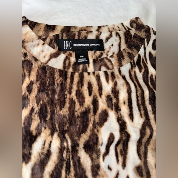 Leopard print sheer top Y2K fashion, office siren mesh top - Picture 4 of 6